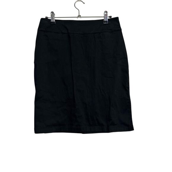 Ann Taylor Dresses & Skirts - Ann Taylor Stretch Size 8 Black Suit Skirt